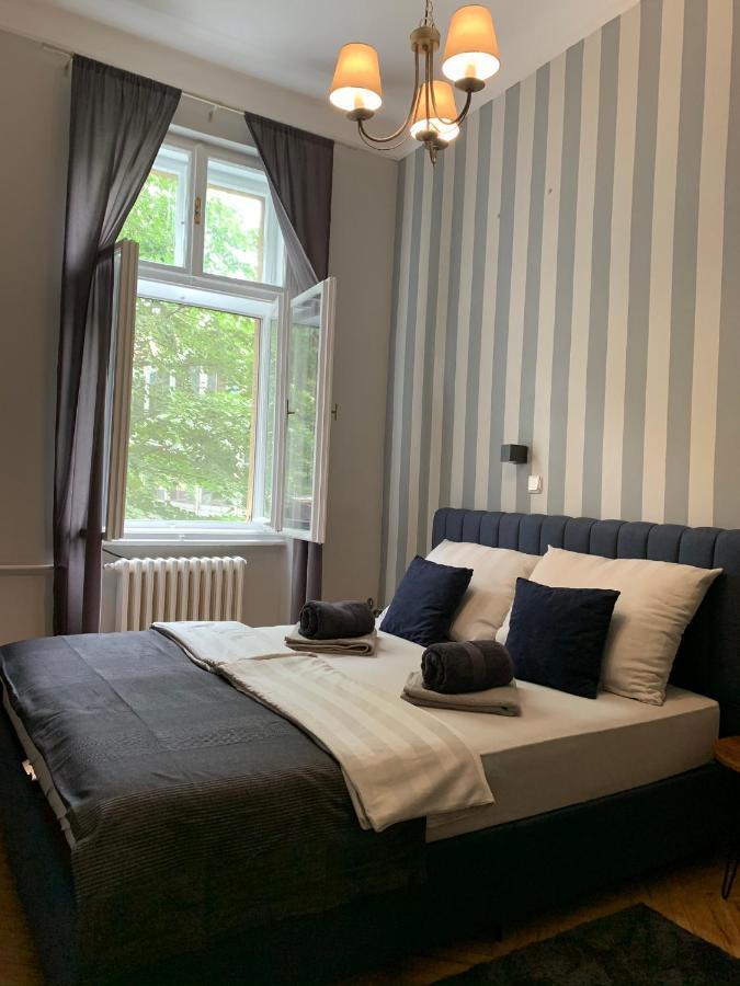 Hostel Sova نوفي ساد المظهر الخارجي الصورة